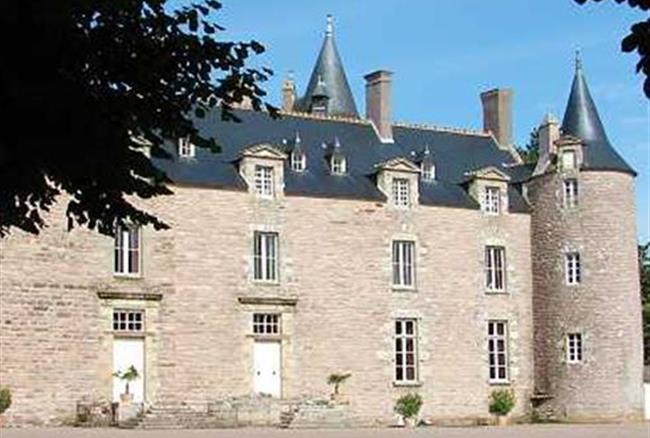 Château de BIENASSIS - Camping La Vallée